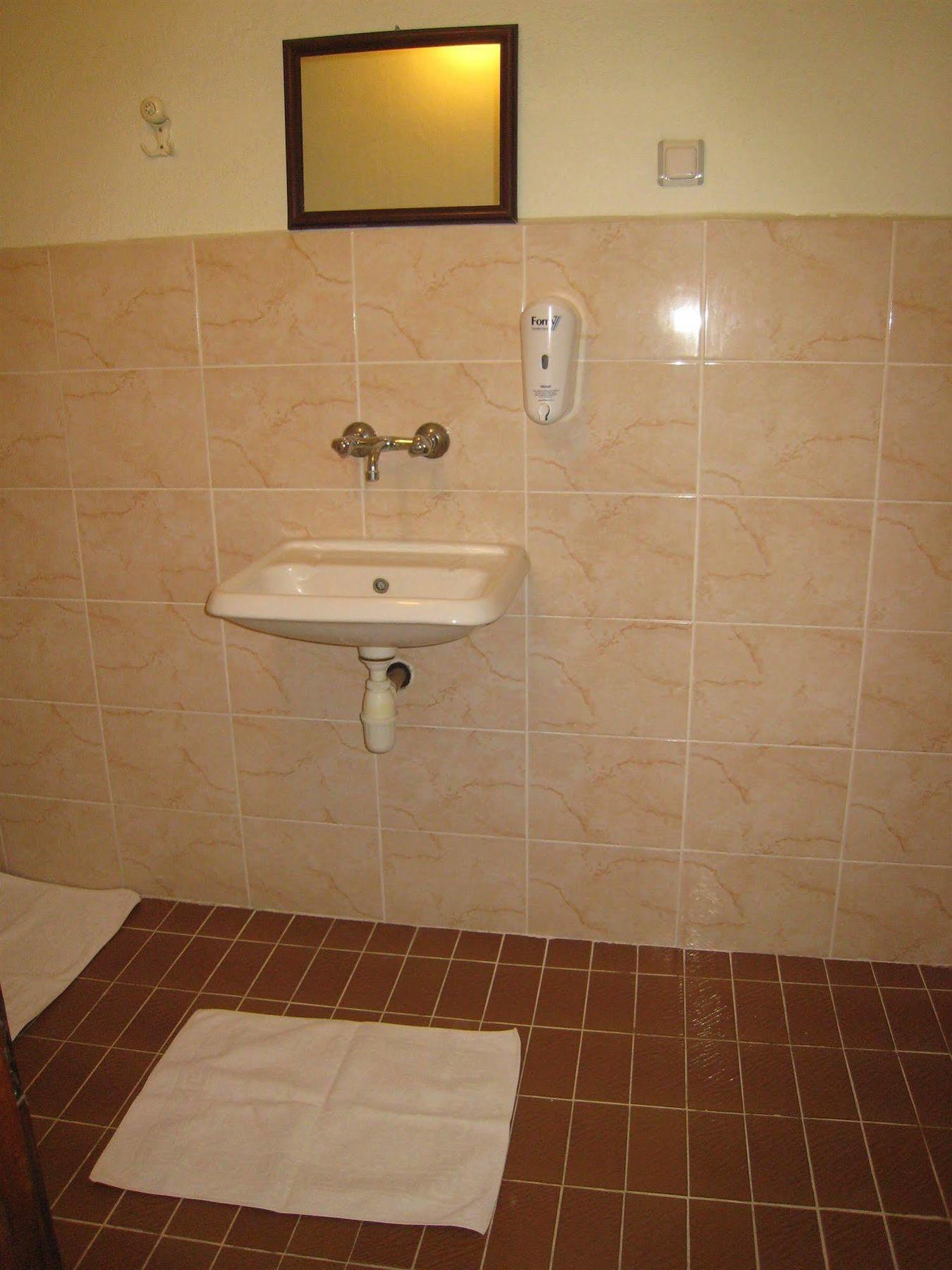Paris Hotel Selçuk Bagian luar foto
